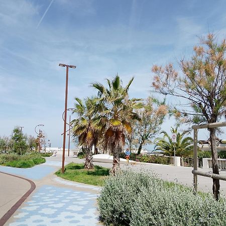 リミニLa Casa Al Mareアパートメント エクステリア 写真